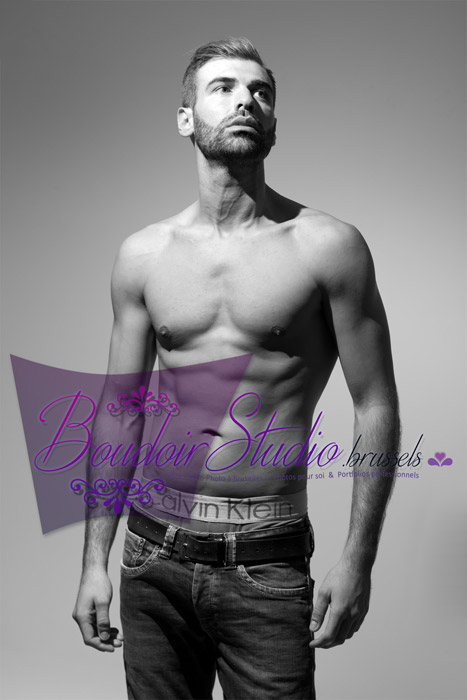 Photoshoot sensuel pour homme avec Steve à Bruxelles